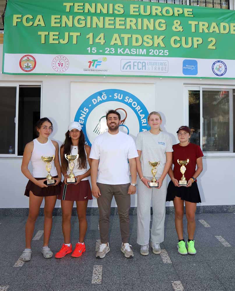 atdsk5 (çift kızlar)1.JPG